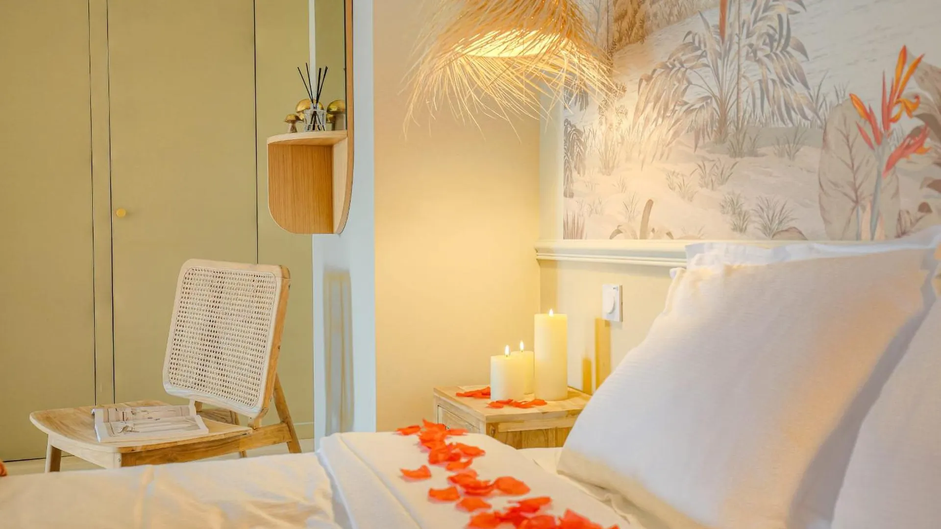 Suite Romantique Et Charmante Parking ビユールバンヌ フランス